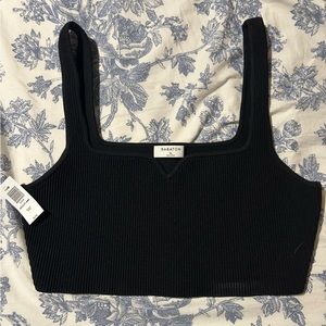 Aritzia Babaton crop top